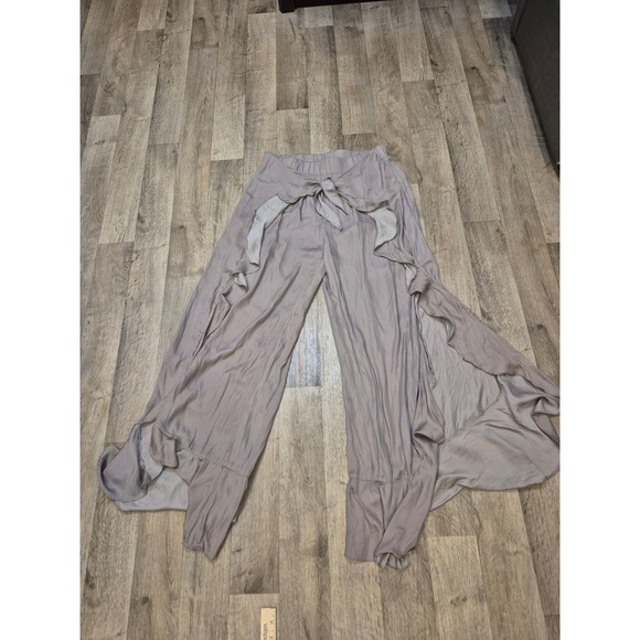 Mustard Seed Pants - Elegant Women's Gray Wide-Leg Pants